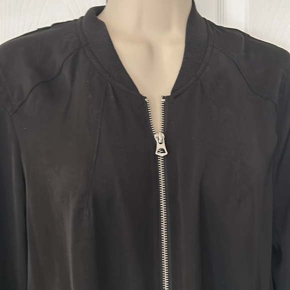 H&M Divided Bomber Jacket - Picture 2 of 3